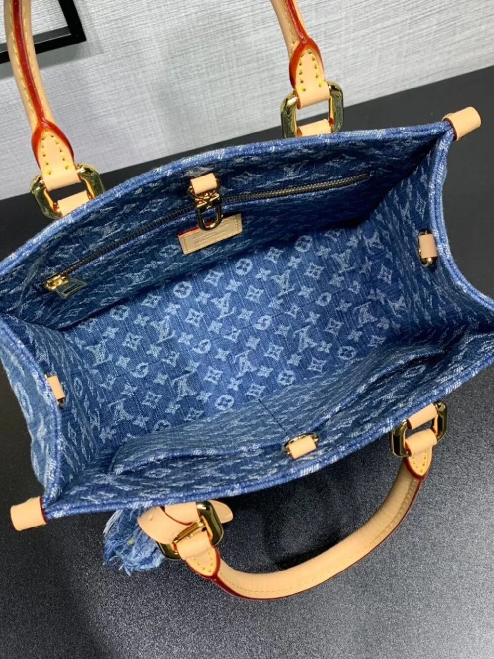 Louis Vuitton OnTheGo PM Tote Bag